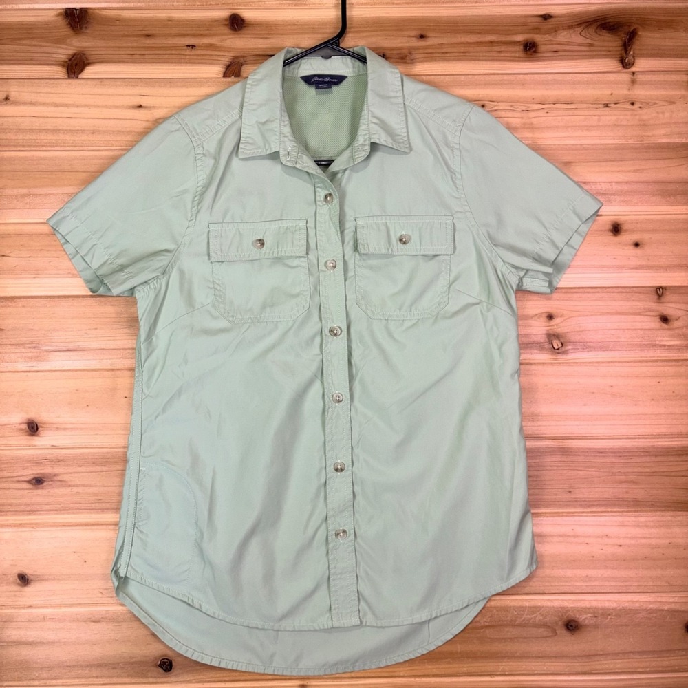 Eddie Bauer Shirt Women XS Green Moisture Wicking Adventure Short Sleeve Shirt